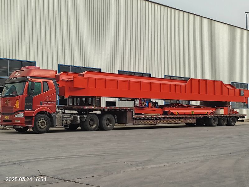 通用橋式起重機(jī) QDXX32/5t—19.5m 電動(dòng)單梁橋式起重機(jī) 2臺(tái) LD10t—16.5m 制作完成，發(fā)往河北石家莊交付客戶使用。