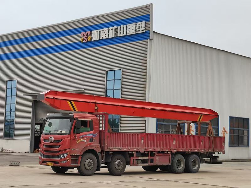 電動(dòng)單梁起重機(jī) LD8t-13.5m 制作完成 裝車(chē)發(fā)出